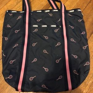 Le SportSac Tote
